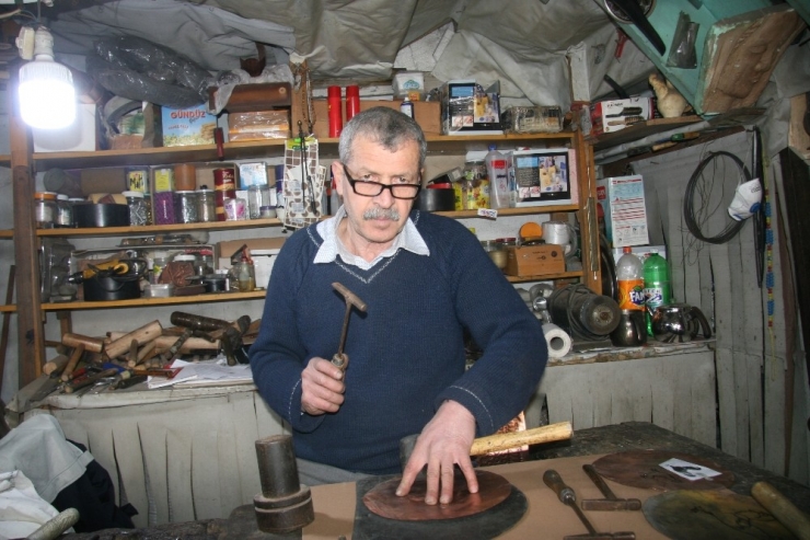 40 Yıllık Rölyef Ustası İki Boyutlu Eserleri İle Görenleri Hayran Bırakıyor