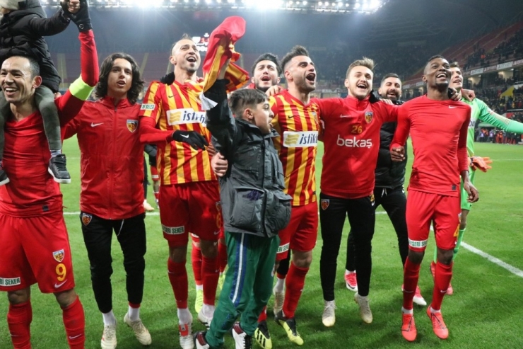 Kayserispor Galibiyet Sayısını 8 Yaptı