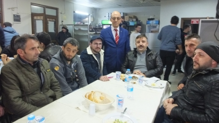 Burhaniye’de Bağımsız Aday Bayraktar Hızlı Başladı