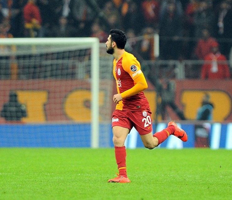 Emre Akbaba 135 Gün Sonra Sahada