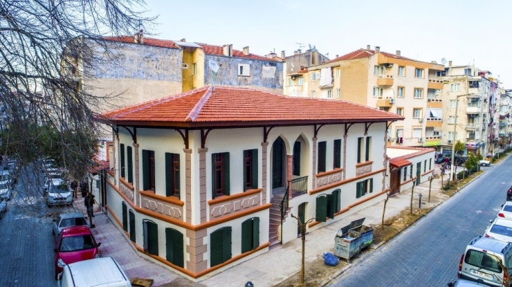 Metruk Bina Yeni Haliyle Göz Kamaştırdı