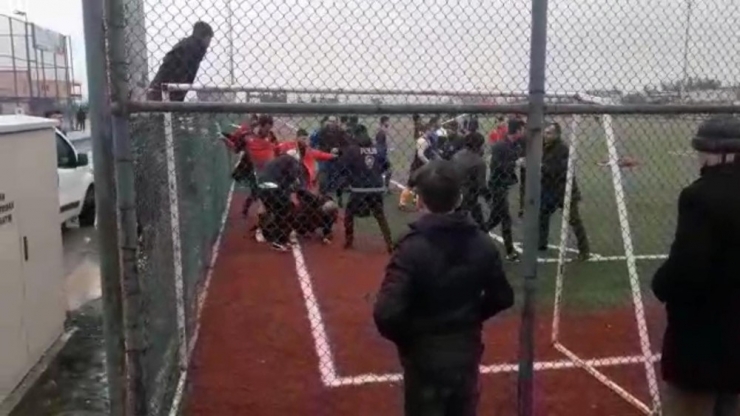 Yeşil Saha Ringe Döndü