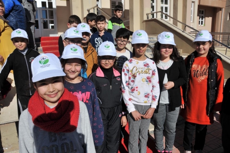 Enerji Şirketinden Eğitime Destek