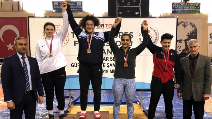 Çorlulu Güreşçi Türkiye Üçüncüsü