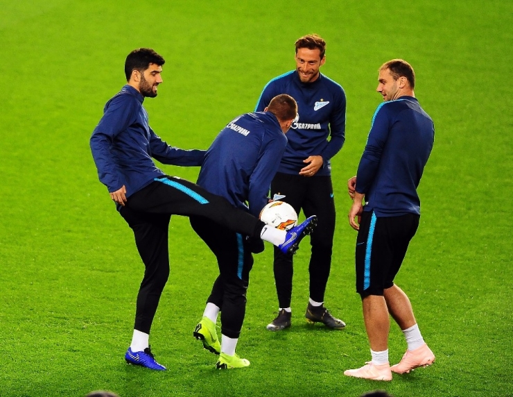 Zenit, Fenerbahçe Maçı Hazırlıklarını Tamamladı