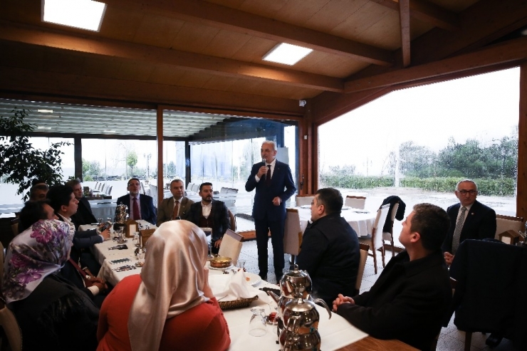 Yıldırım: "Bu Ülkenin Daha İleriye Gitmesi İçin, Müreffeh Bir Hale Gelmesi İçin Önce Vatan, Millet, Devlet Ve Bayrak”