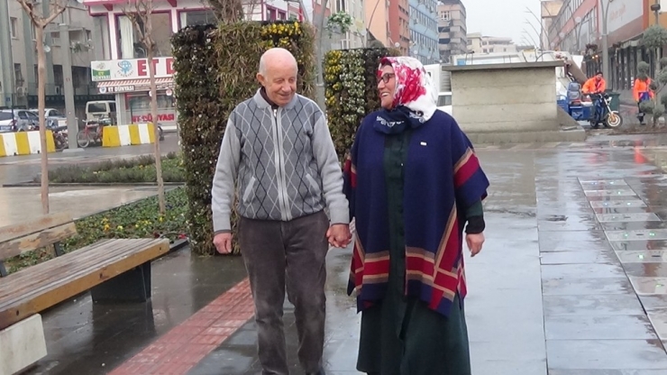 50 Yıldır Bitmeyen Sevgi