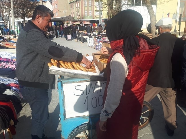 İki Yıldır Simit Bir Lira