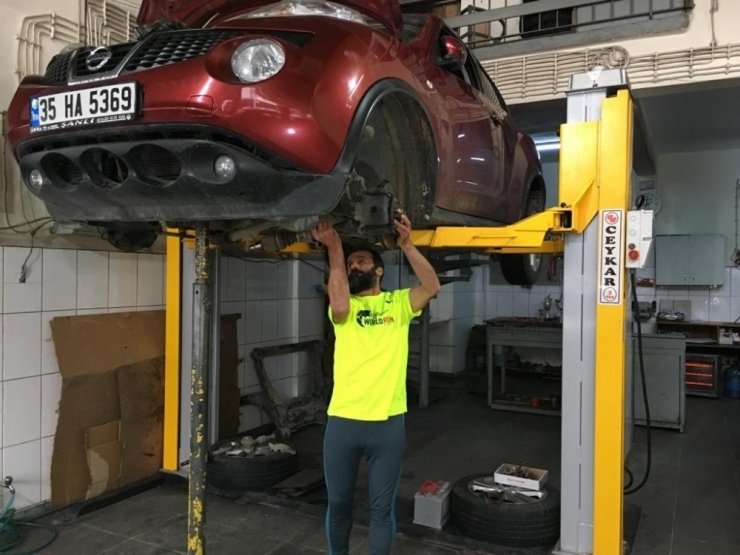 Hem Tamir Ustası Hem De Atlet