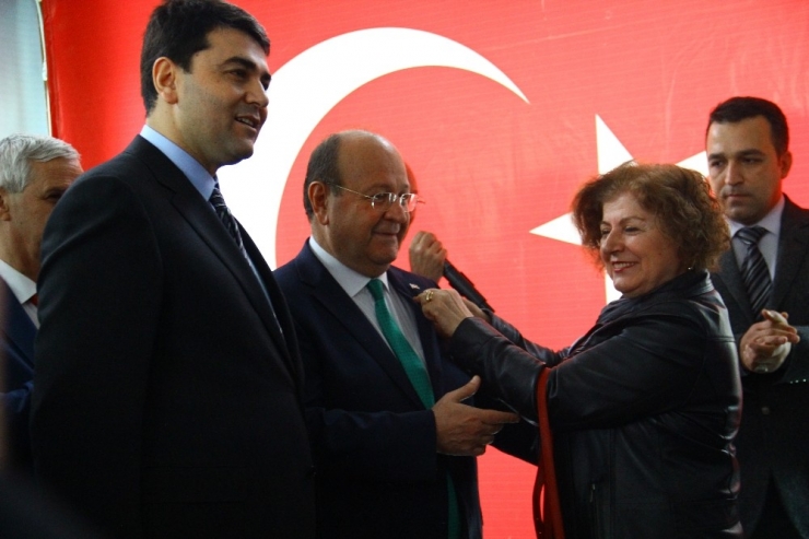 Başkan Özakcan’dan Eski Partisi Chp’ye Sitem