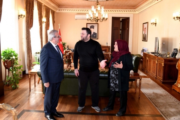 Valiye Yazdığı Mektup Hayatını Değiştirdi