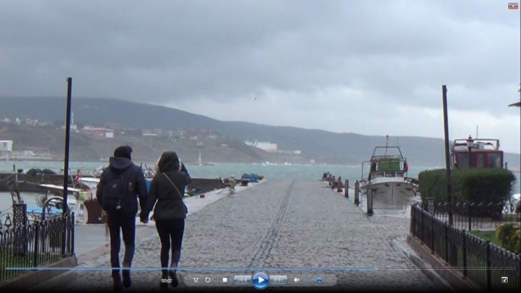 Bandırma’da Şiddetli Fırtına