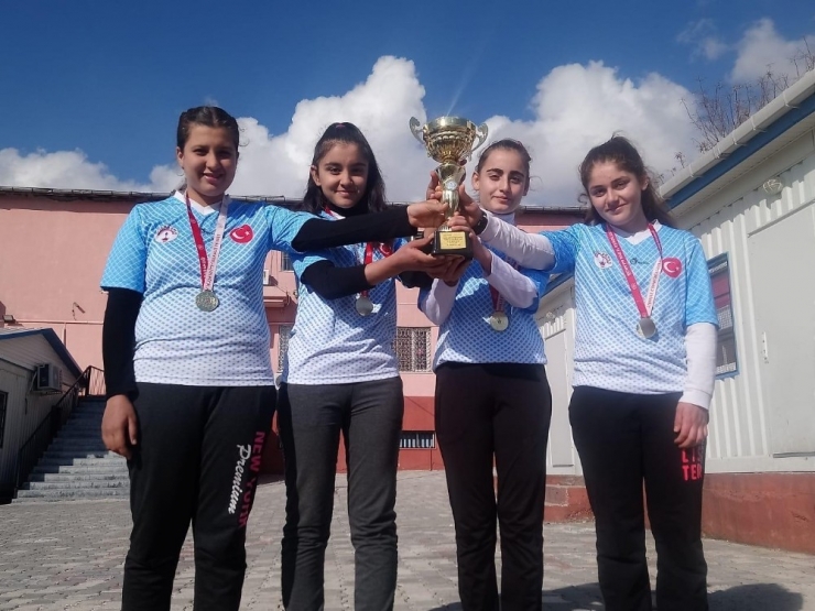 Musabeyli Birinciliğe Doymuyor