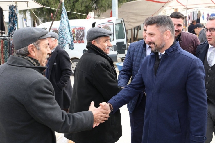 Sivrihisar Belediye Başkanı Hamid Yüzügüllü Halk Pazarında