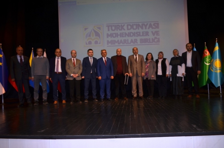 ’Sibirya’dan Anadolu’ya Taştaki Türkler’ Konuşuldu