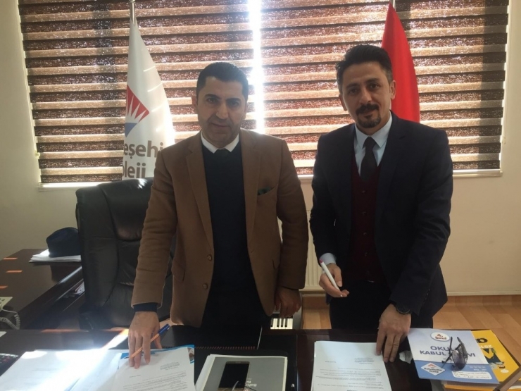 Urartu Göz, Bahçeşehir Koleji İle Protokol İmzaladı