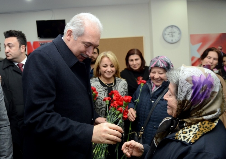 Ak Parti Büyükçekmece Belediye Başkan Adayı Uysal: "Yıkmaya Değil Yapmaya Geliyoruz"