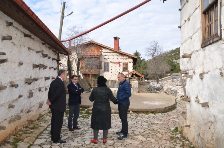 "Mendilim Kekik Kokuyor" Sinema Filminin Bazı Bölümleri Antalya’da Çekilecek