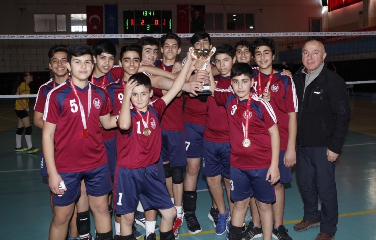 Gazi Ortaokulu, Namağlup Şampiyon