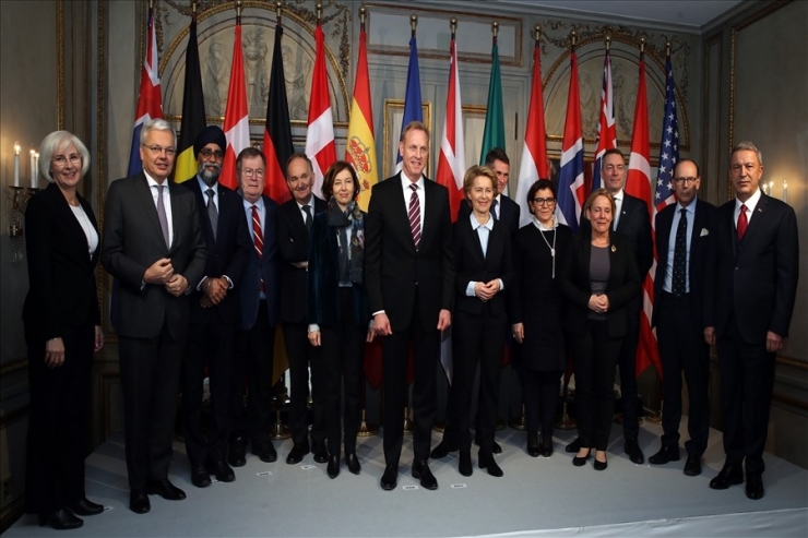 Bakan Akar: "Güvenli Bölgede Sadece Türkiye Olmalıdır"