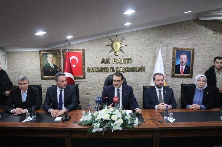 Bakan Dönmez, Seçimde Sakarya’dan 17’de 0 İstedi