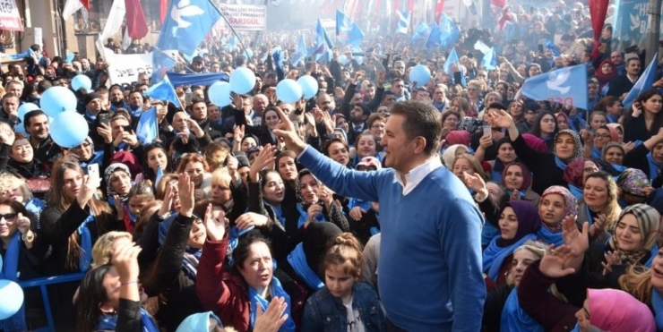 Mustafa Sarıgül’den Öğrencilere "E-dershane" Sözü