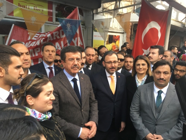 Bakan Kasapoğlu, Roman Vatandaşlarla Buluştu