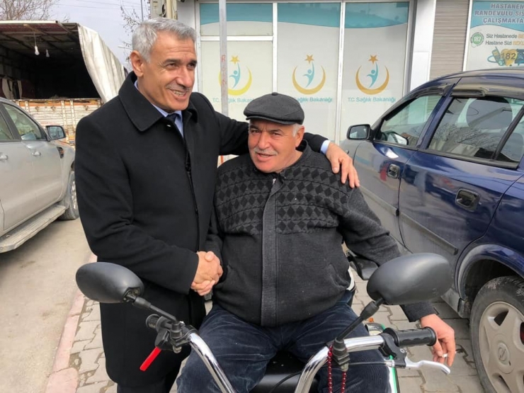 Başkan Adayı Güder: "Vatandaşa Altyapı Yaparsın, Üst Yapı Yaparsın, Bina Yaparsın Ama Gönlüne Girmediğinde Bunların Hiçbir Anlamı Kalmaz”