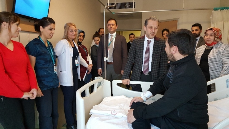 Düzce’de Hastanede Hal Hatır Ekibi İş Başında