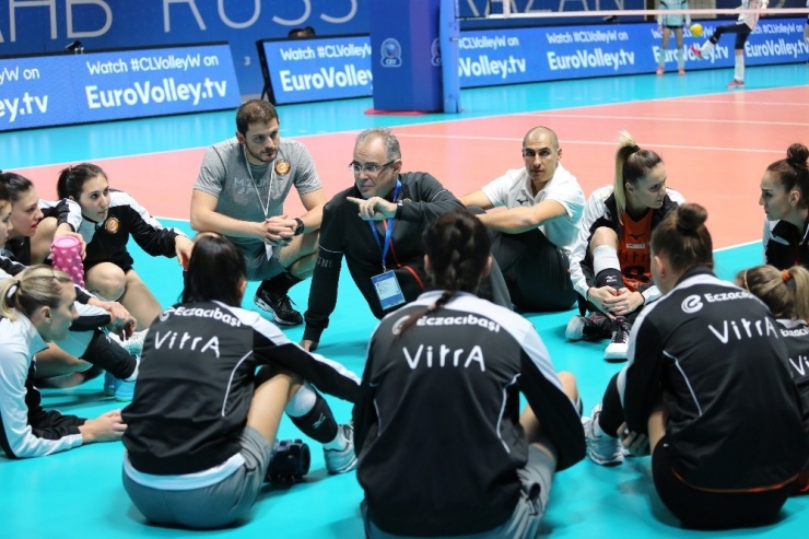 Eczacıbaşı Vitra, Motta İle İki Sezon Daha