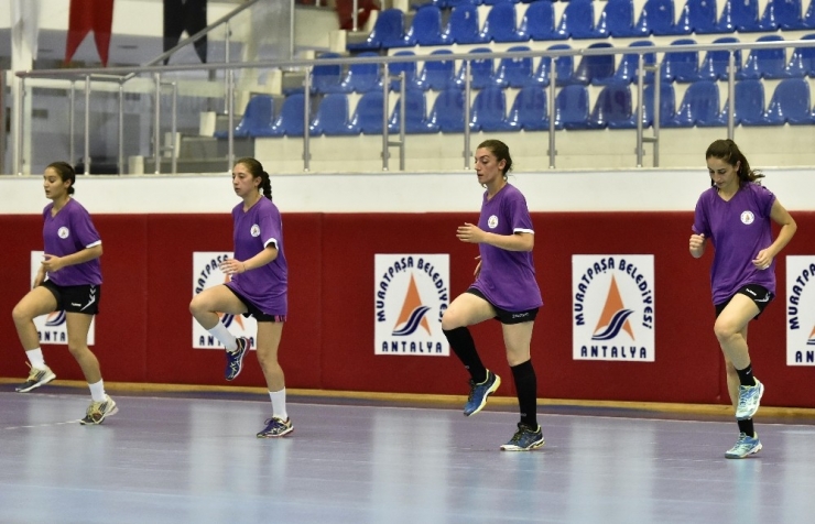 Muratpaşa’da Yalıkavak Mesaisi Başladı