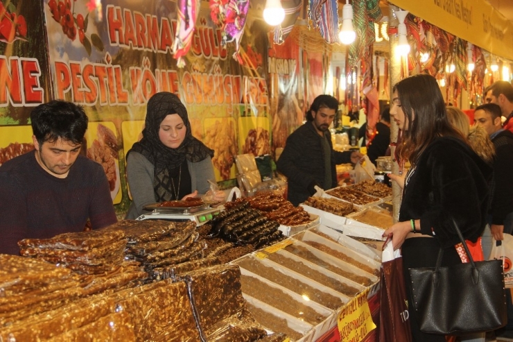 Piazza’da Lezzet Şöleni Devam Ediyor