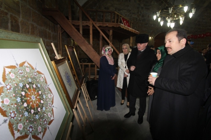 Taşhan’da ‘Tezhip’ Sergisi