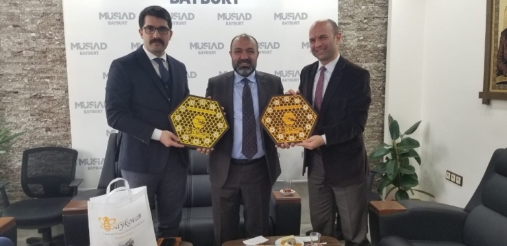 Demirözü İlçe Kaymakamı Ve Tarım İl Müdüründen Müsiad Bayburt’a Ziyaret