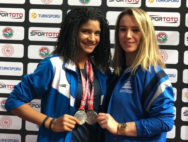 “Yasemin” Rüzgar Gibi Esiyor