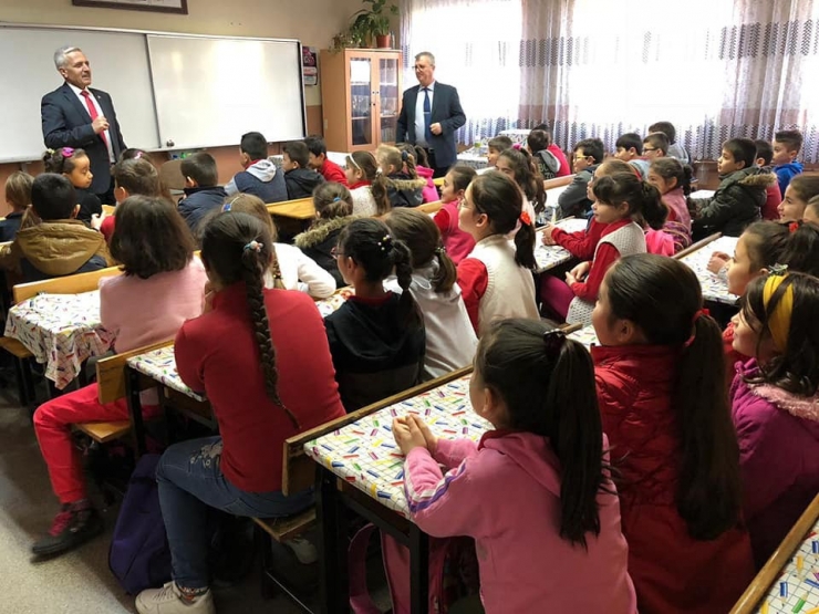 Kırkağaçlı Öğrencilere "Kariyer Günleri" Etkinliği