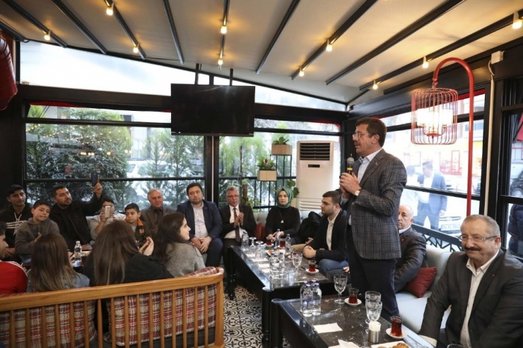 Zeybekci: "İzmir E-ticarete Hazırlanmalı"