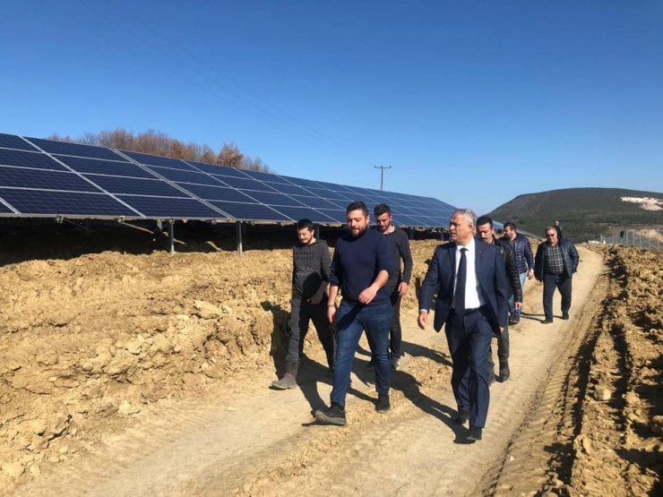 Başkan Yaman, Güneş Tarlası Projesini Yerinde İnceledi
