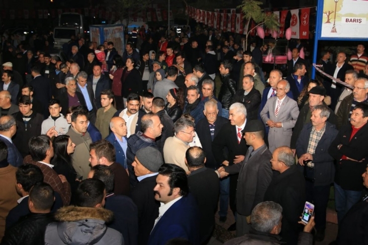 Yeni: "Seyhan’ı Projelerimizle Marka İlçe Haline Getireceğiz"