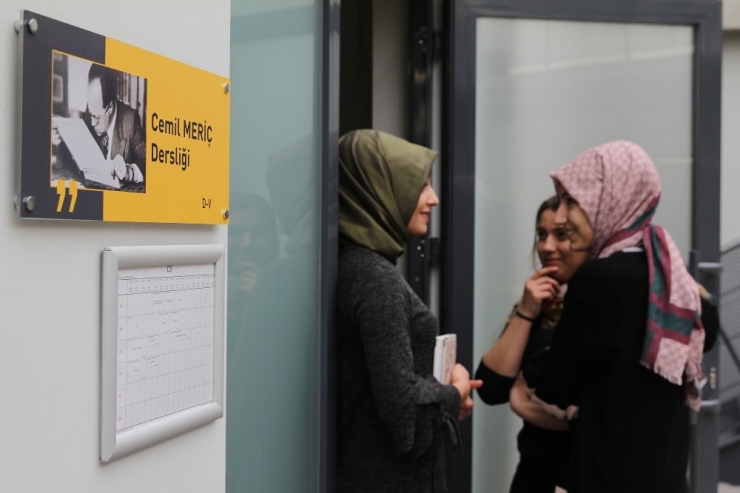 Kapadokya Üniversitesi ‘Öncülere Vefa Projesi’ Kapsamında Cemil Meriç Dersliği Açtı