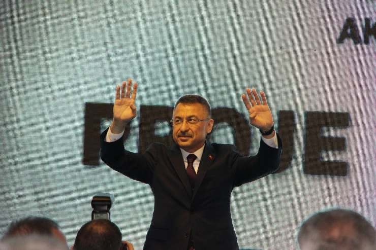 Fuat Oktay: "Kamu Borçlarının Milli Gelire Oranını Yüzde 60’lardan Yüzde 8’lere Düşürdük"