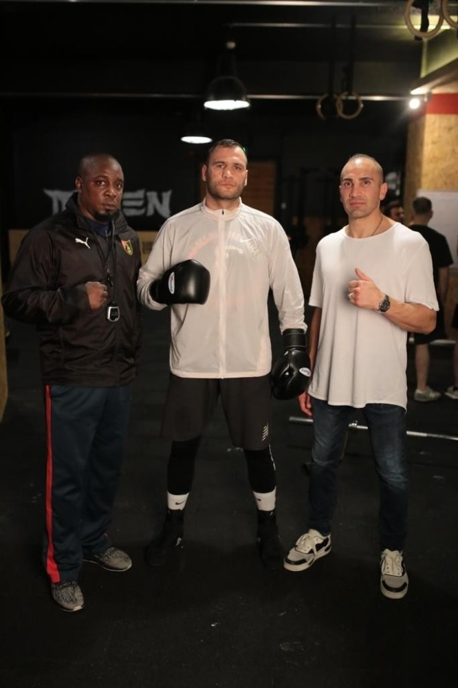 Ünlü Boksör Seyda Keser Almanya’dan Madalya İle Döndü