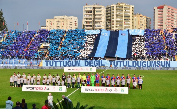 Spor Toto 1. Lig: Adana Demirspor: 2 - Altınordu: 0 (İlk Yarı)
