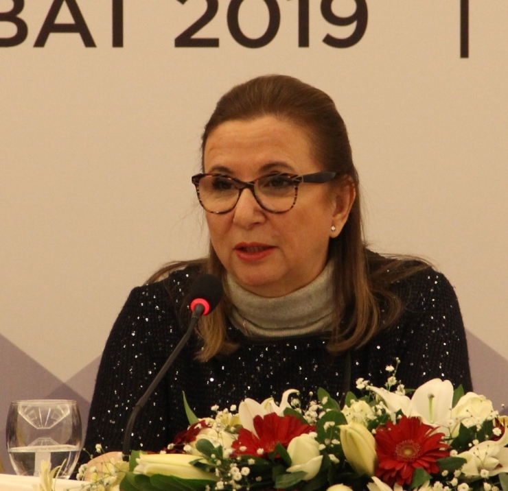 Bakan Pekcan: "İhracatın İthalatı Karşılama Oranını Yüzde 57’lerden Yüzde 75’e Getirdik”