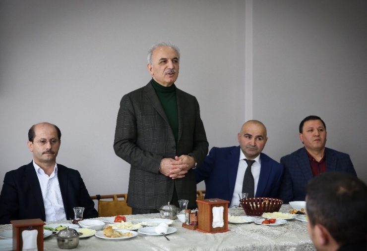 İsmet Yıldırım Stk’lardan Seçimlerde Destek İstedi