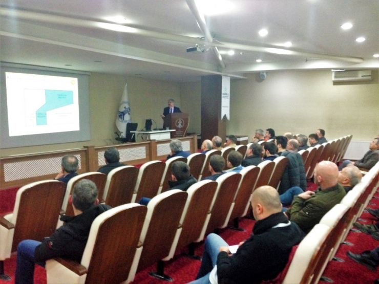 Saü Öğretim Üyesinden Esnafa Eğitim