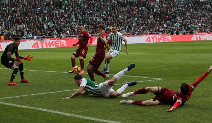 Spor Toto Süper Lig: Konyaspor: 0 - Kayserispor: 0 (İlk Yarı)