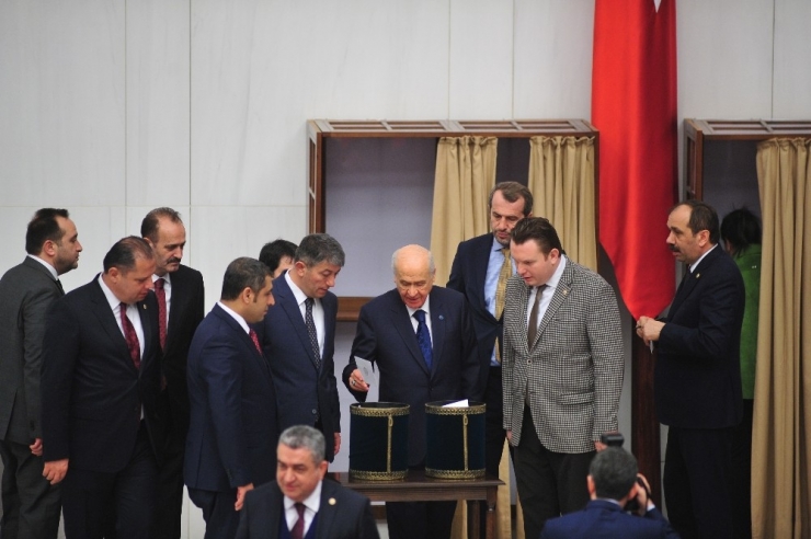 Tbmm Başkanlığı İçin İlk Tur Oylaması Başladı