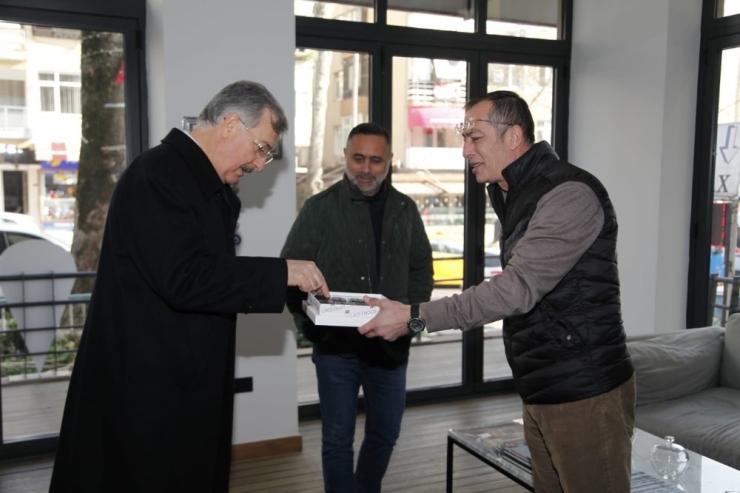 Ebubekir Taşyürek, Kartal’da Esnafla Bir Araya Geldi