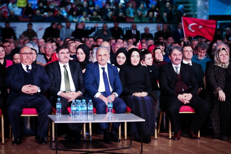 Yıldırım, Ümraniye’yi İstanbul’un Merkezi Yapacak Projeleri Açıkladı